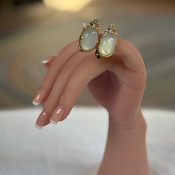 Vintage Mid-Century Moonstone & Rhinestone Clip-On Earrings - Picture 5 of 11